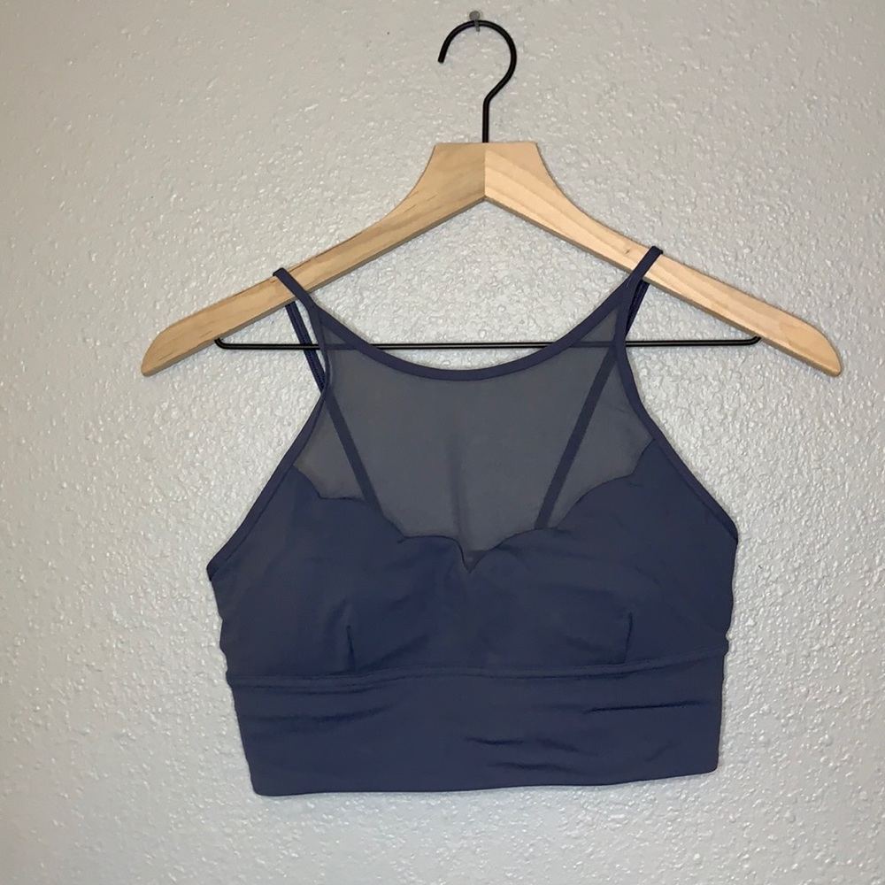 Lululemon bra size 6 with mesh fabric